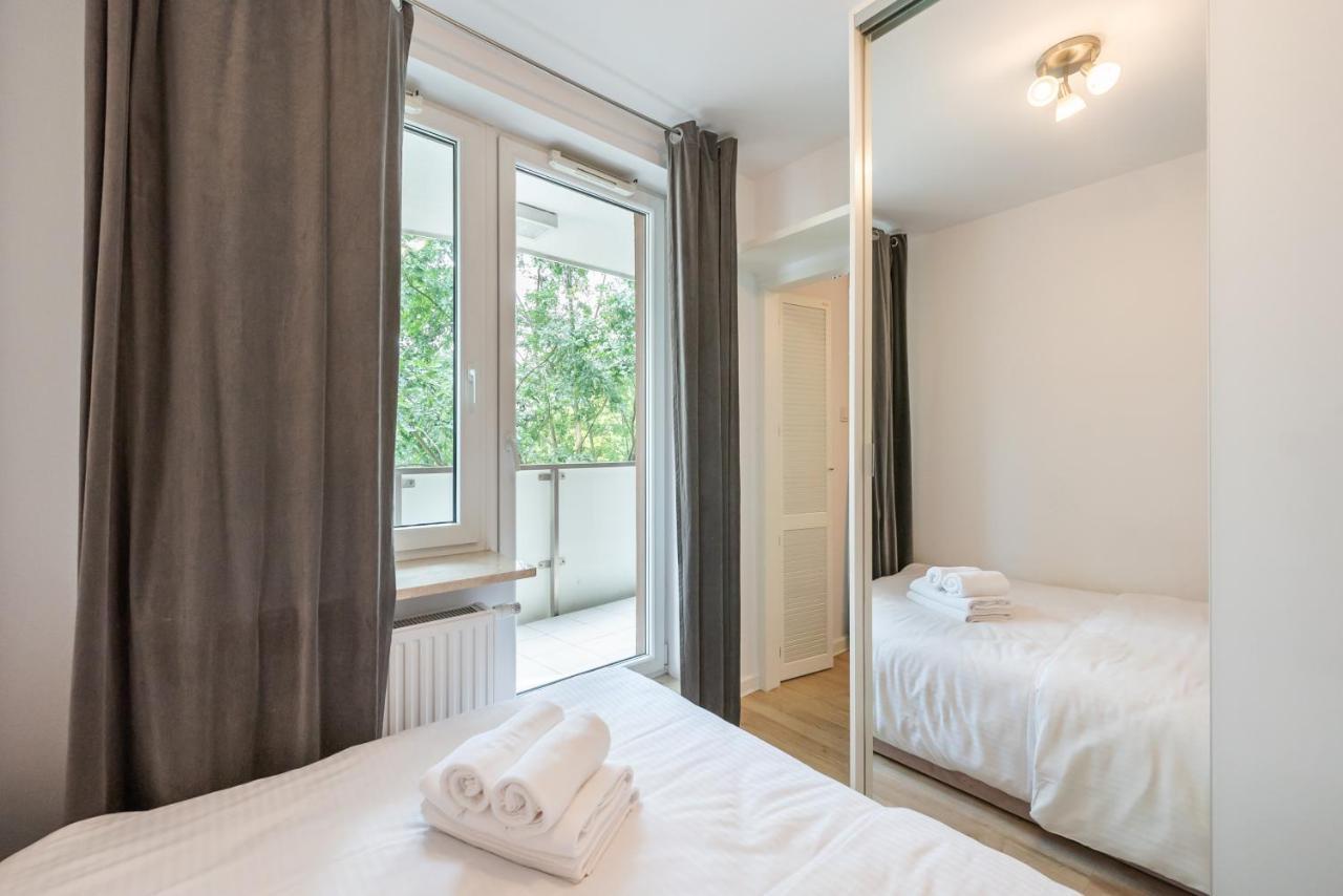 Sluzew Manhattan Place Apartment Varşovia Exterior foto